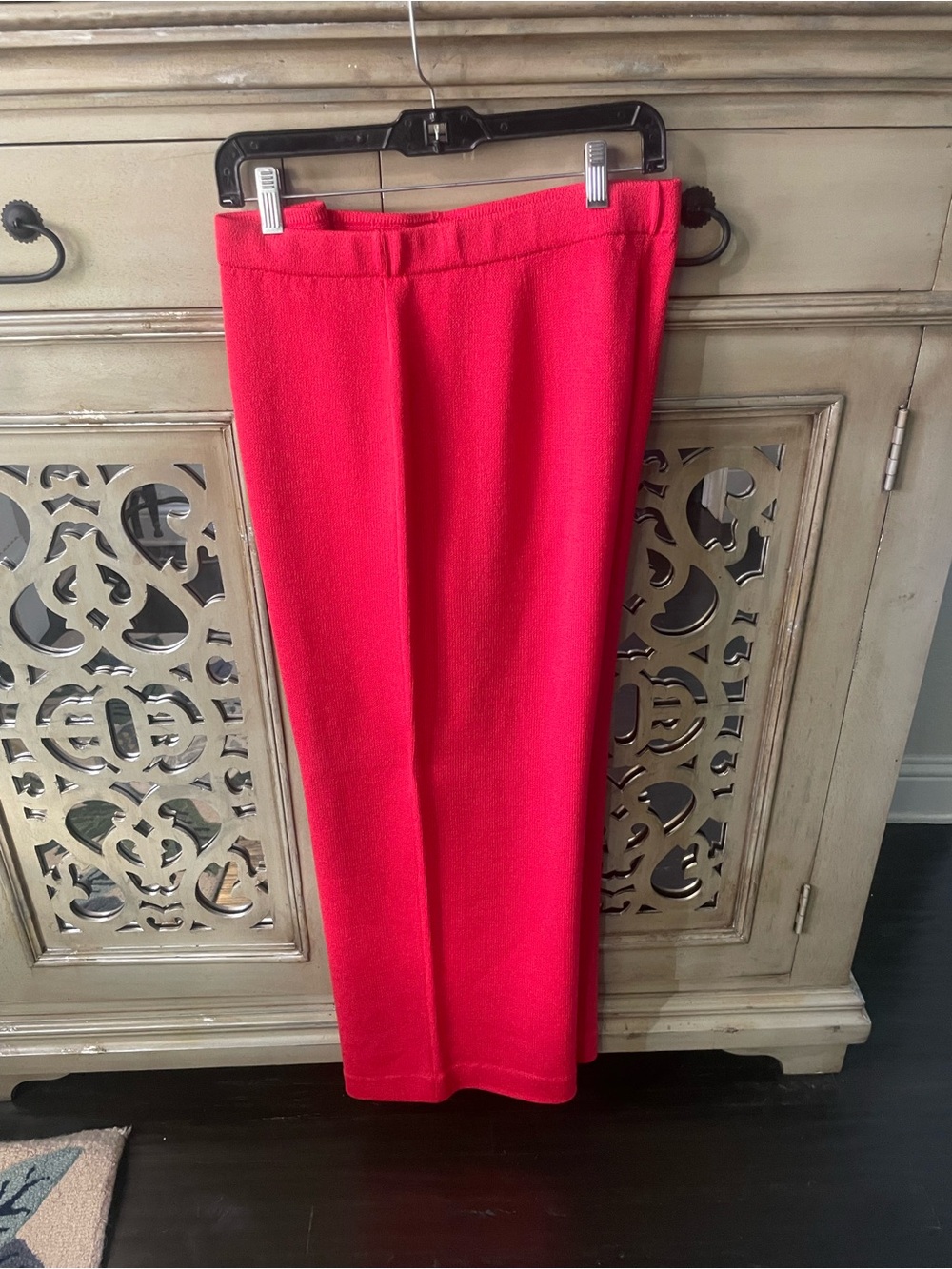 St. John Vibrant Red knit pants